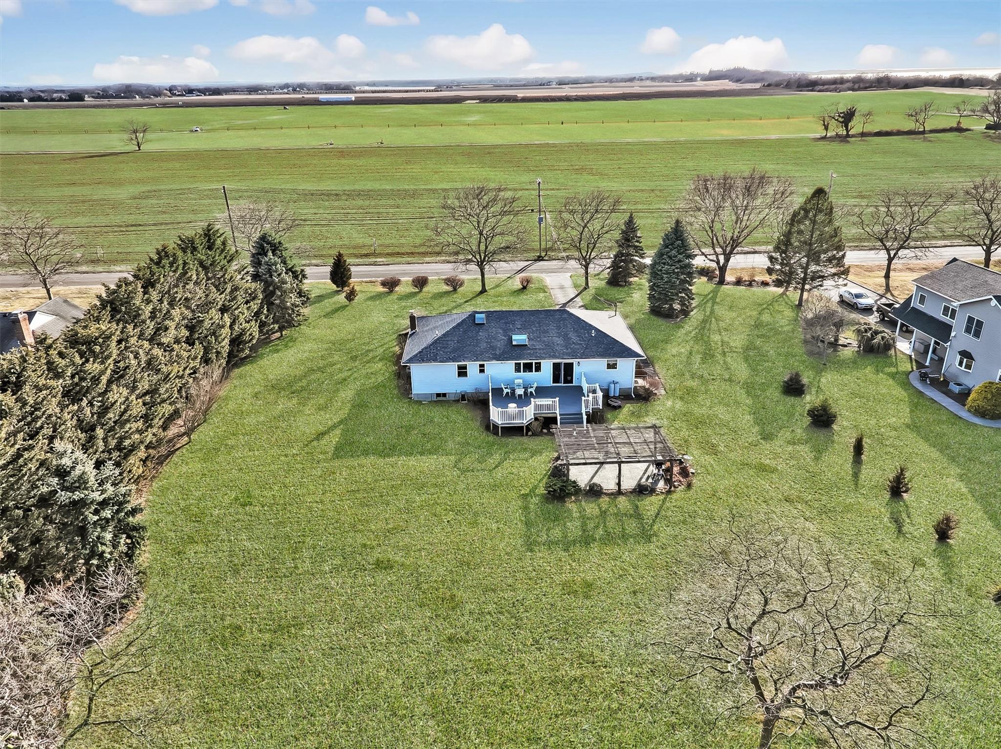 2100 Duck Pond Road Property Photo 31