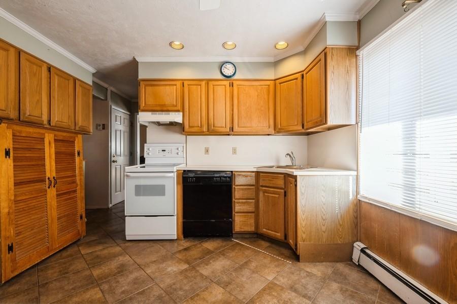 42 Martin Lane Property Photo 6