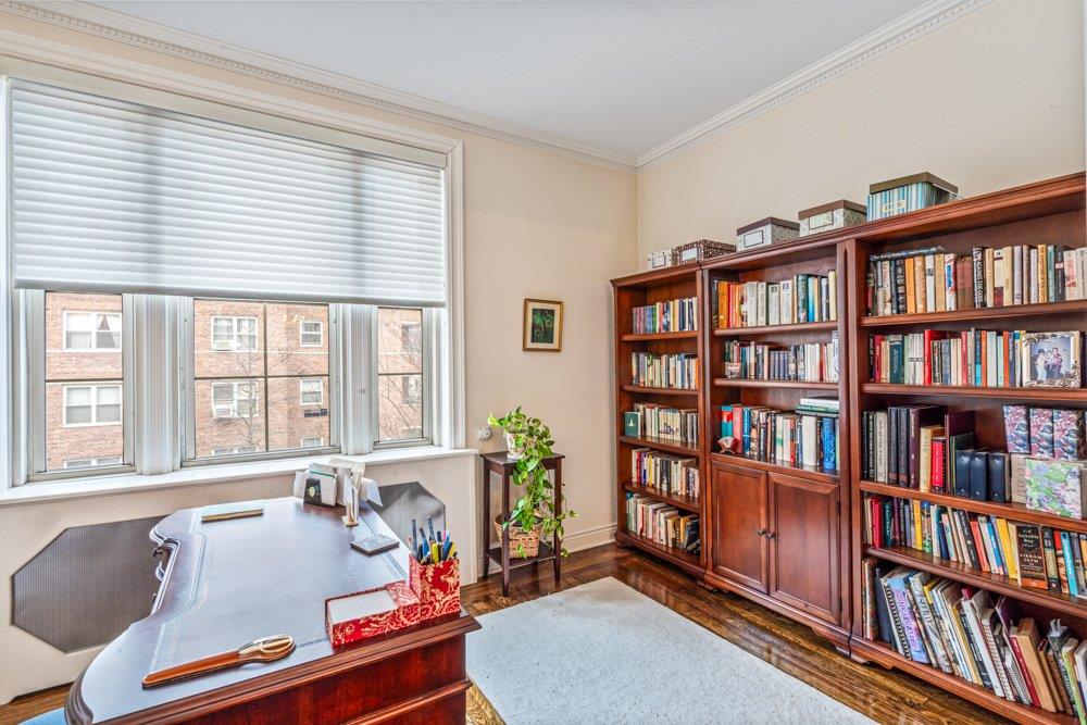68-10 108 Street 2f Property Photo 10