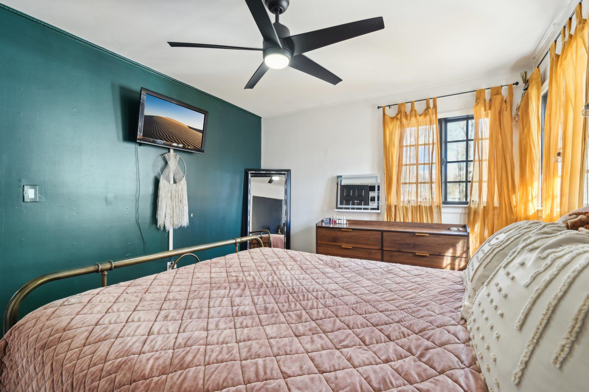 45 Trainor Avenue Property Photo 16