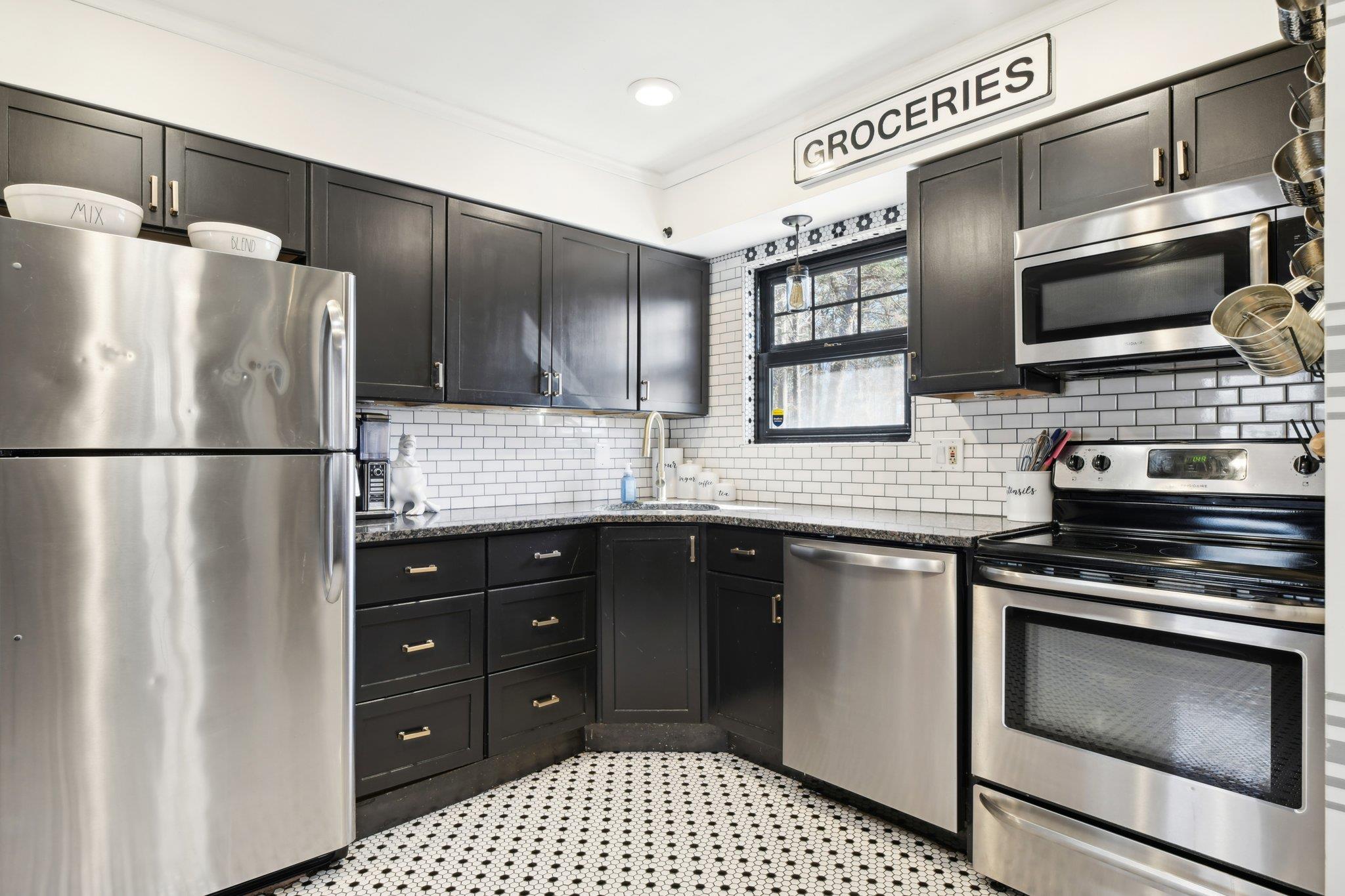 45 Trainor Avenue Property Photo 25