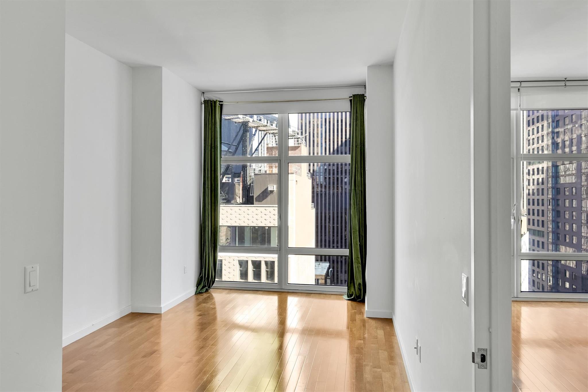 1600 Broadway 21g Property Photo 19