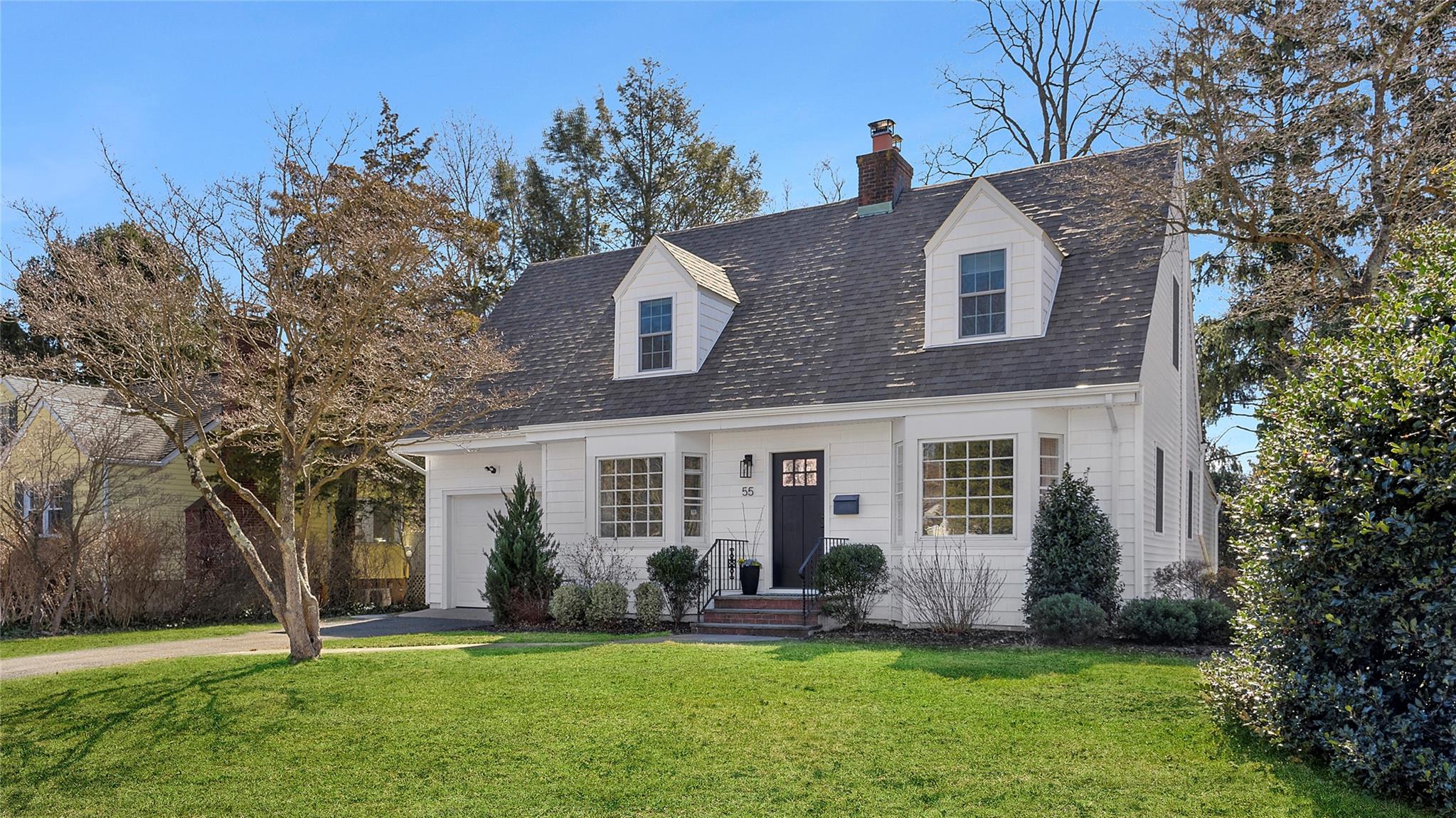 55 Midway Avenue Property Photo