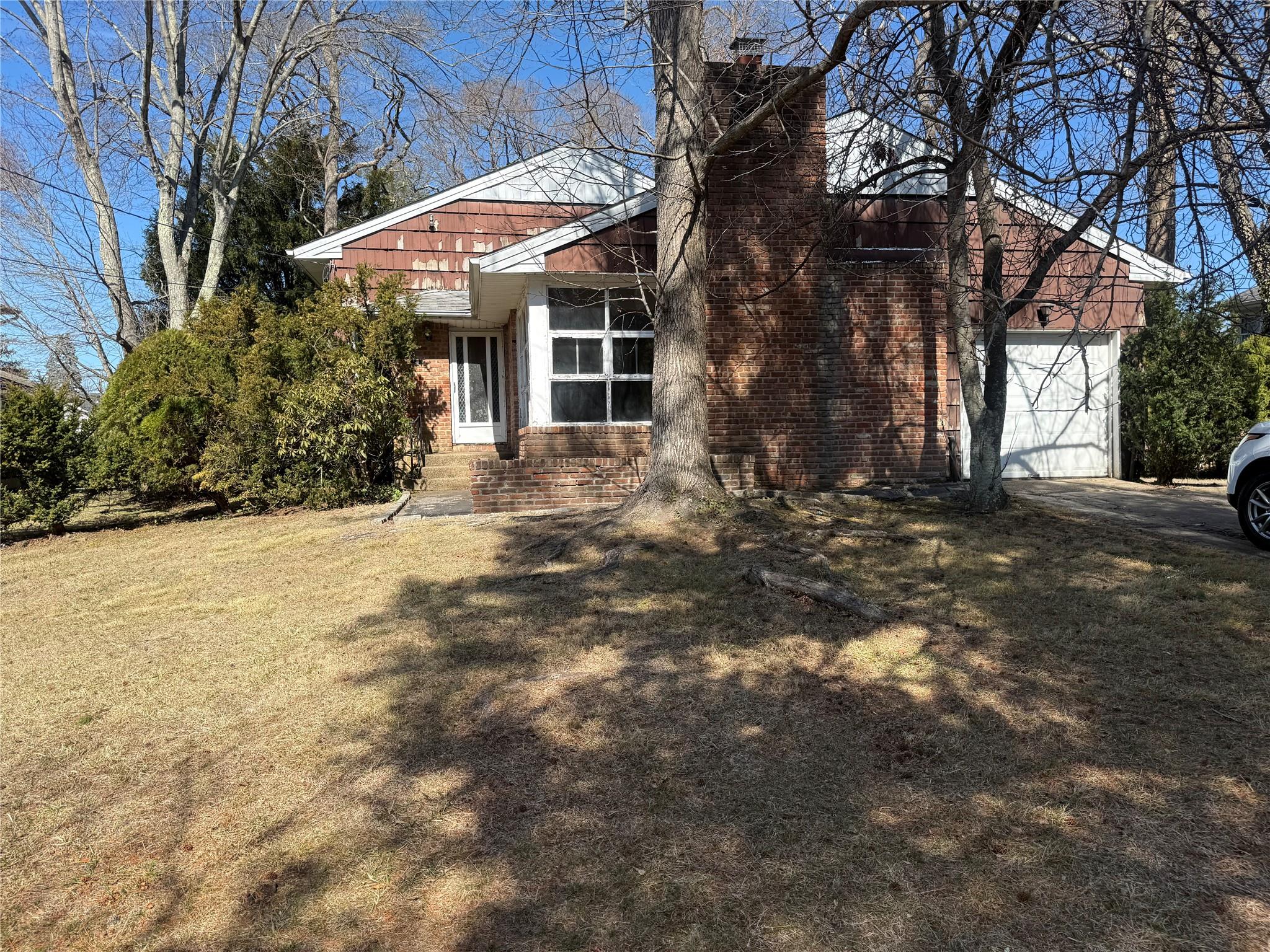 19 Millford Drive Property Photo 1