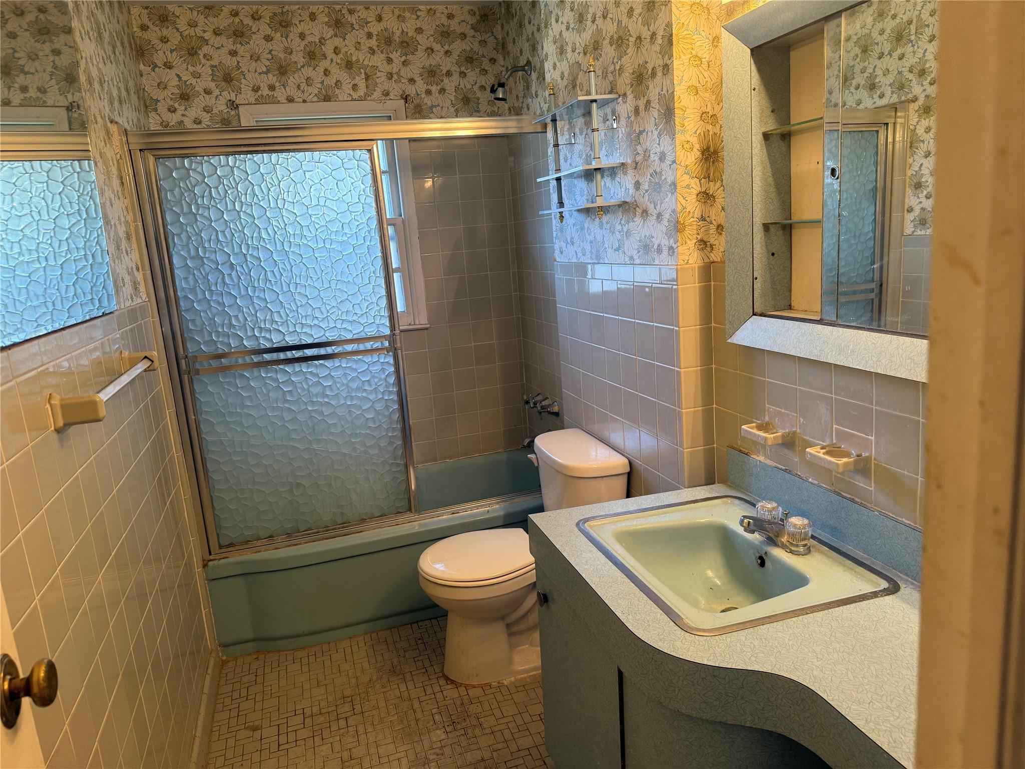 19 Millford Drive Property Photo 14