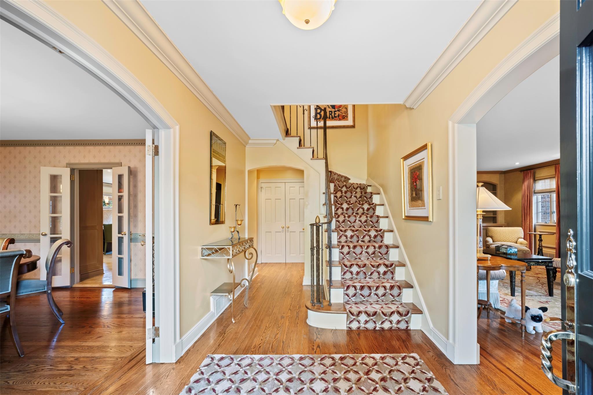 17 Pond Park Road Property Photo 3