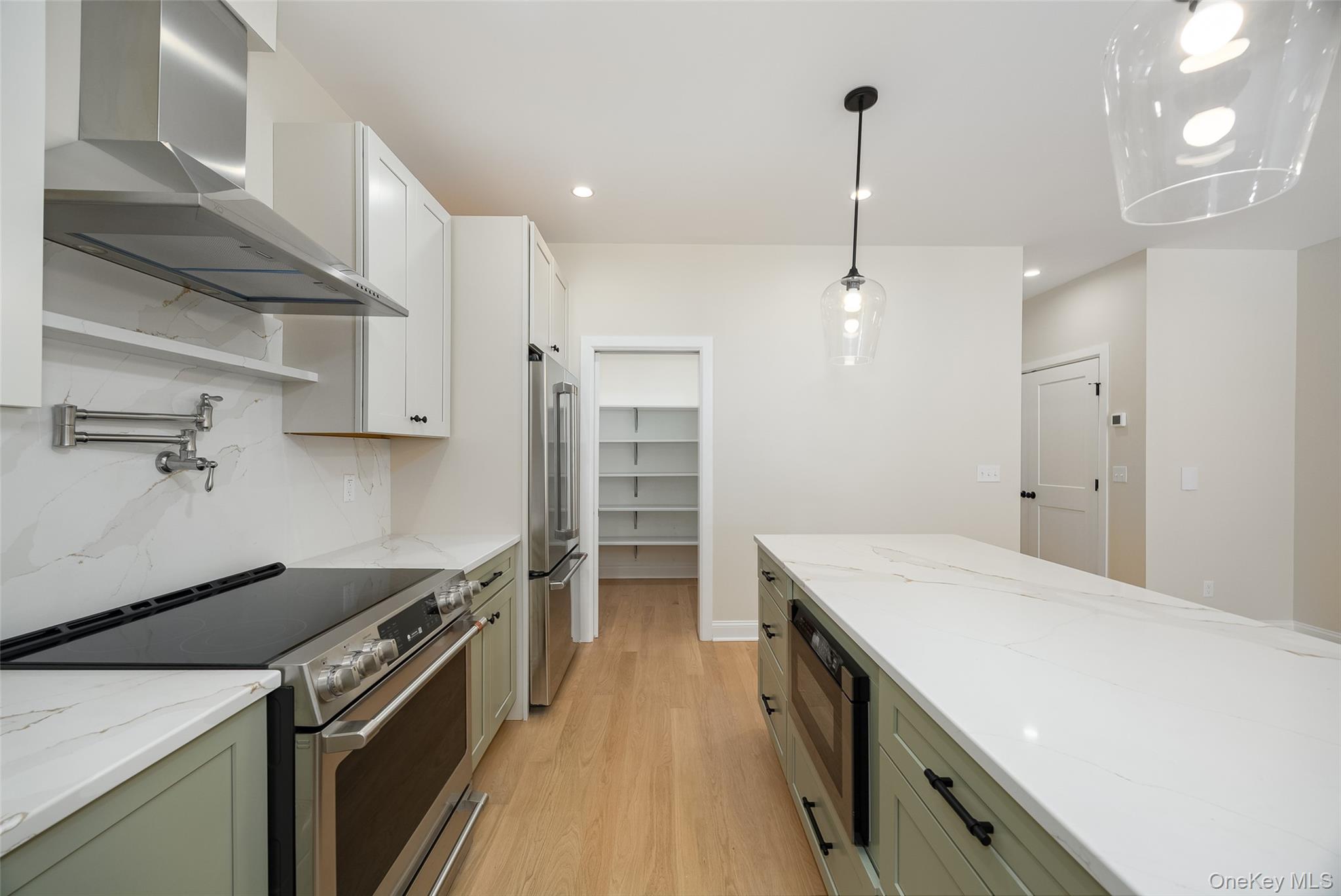 17 Henry Street 3 Property Photo 9