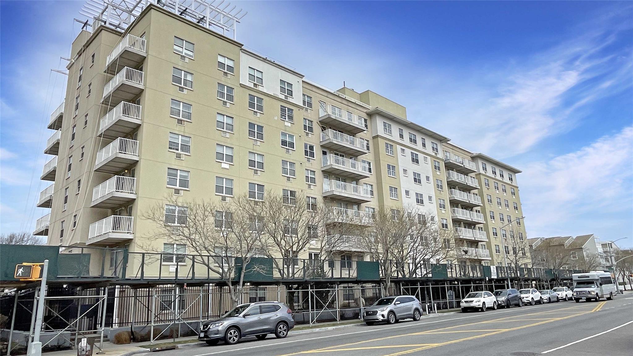 7914 Rockaway Beach Boulevard 6f Property Photo