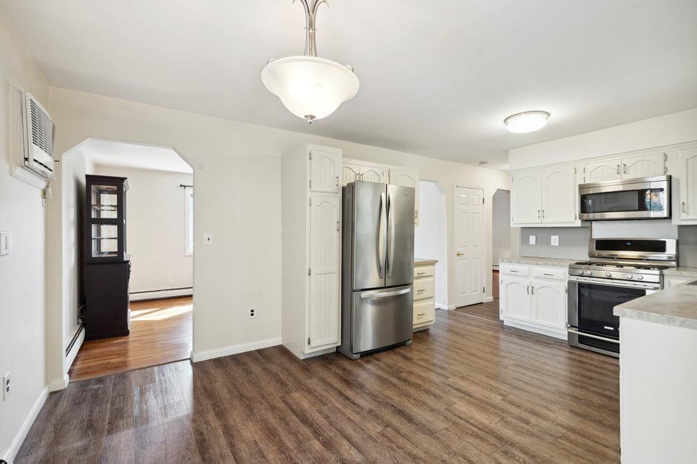 1855 Stone Avenue Property Photo 12