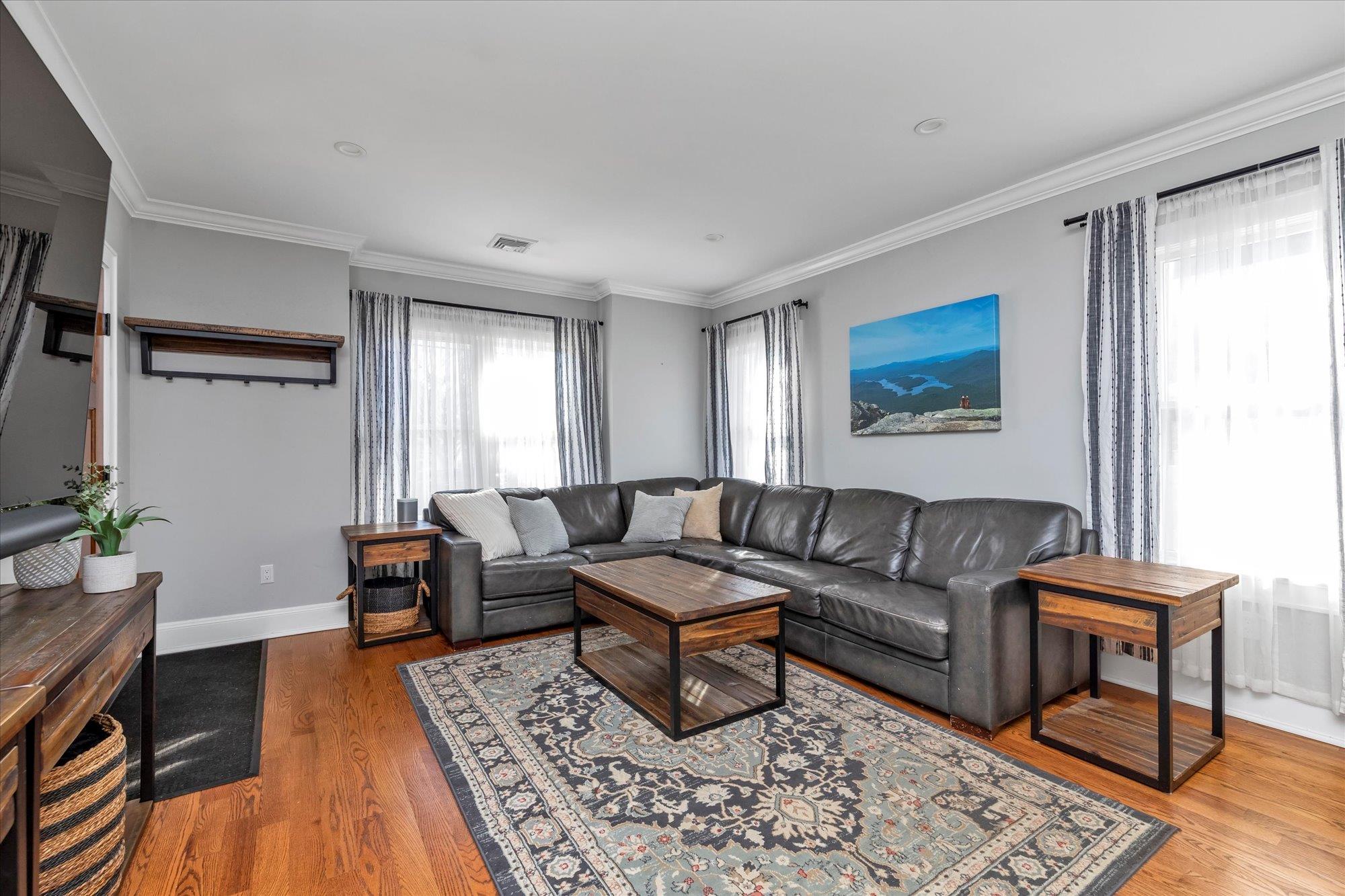617 Haig Street Property Photo 3