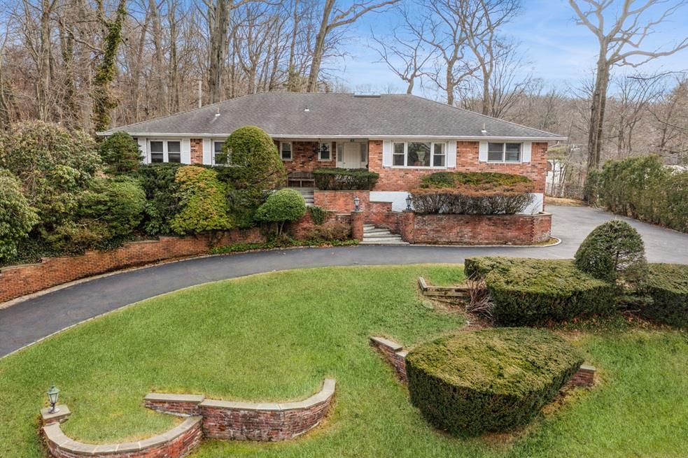 65 Finch Drive Property Photo