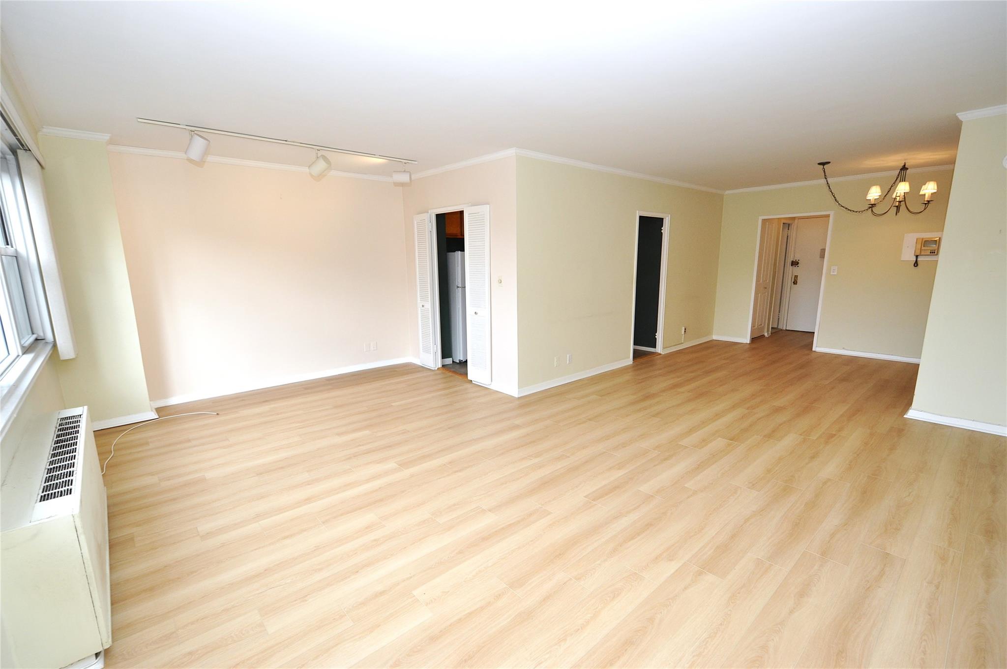 260 Garth Road 7k4 Property Photo 2