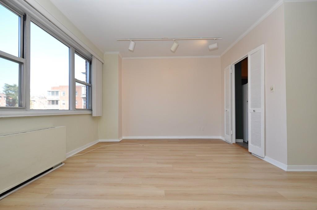 260 Garth Road 7k4 Property Photo 12