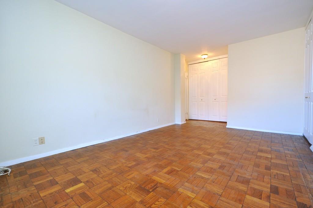 260 Garth Road 7k4 Property Photo 21
