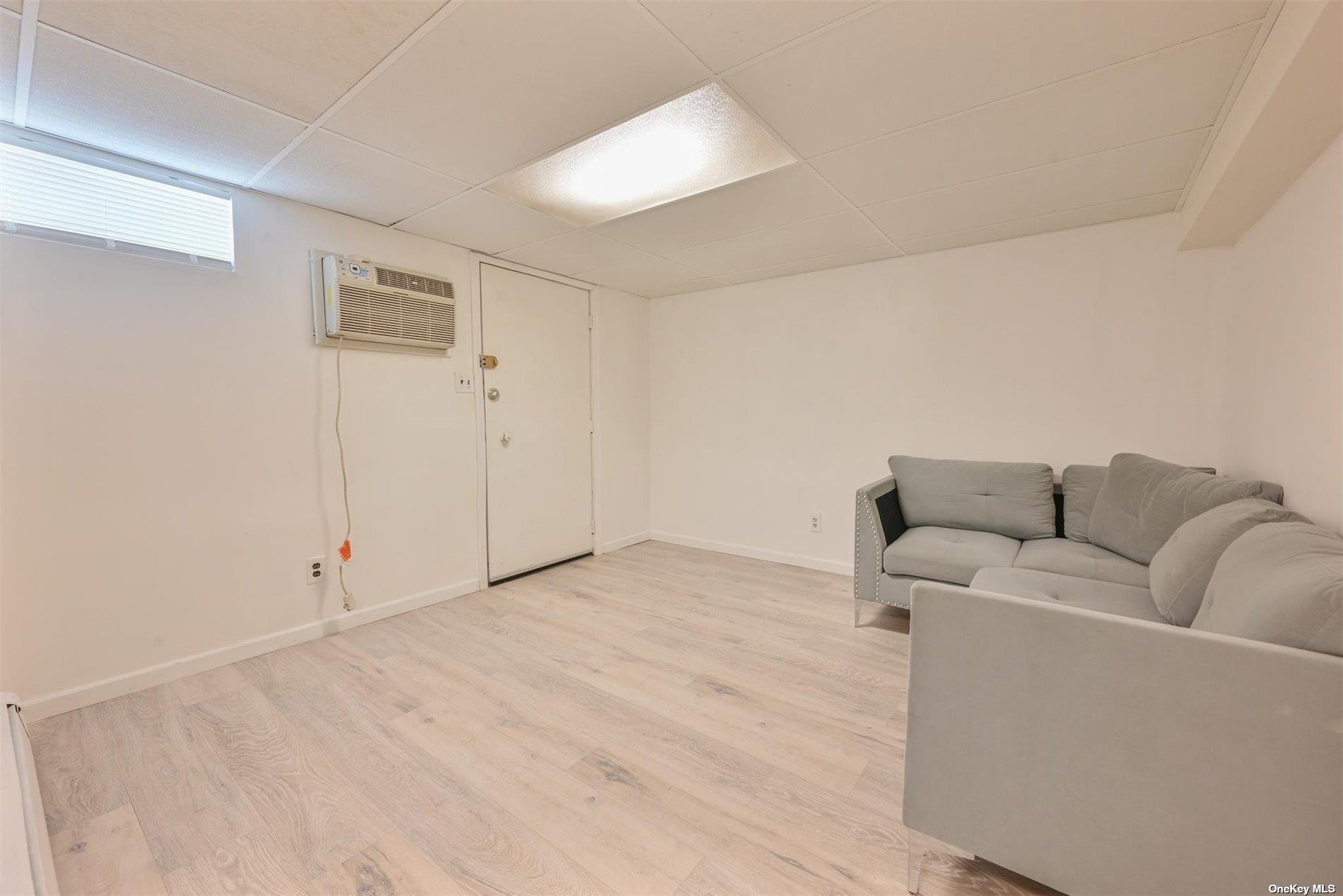 12 Radstock Avenue Property Photo 25
