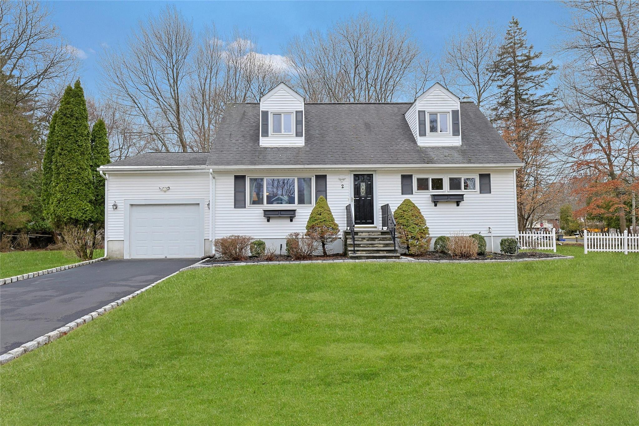 2 Farview Court Property Photo