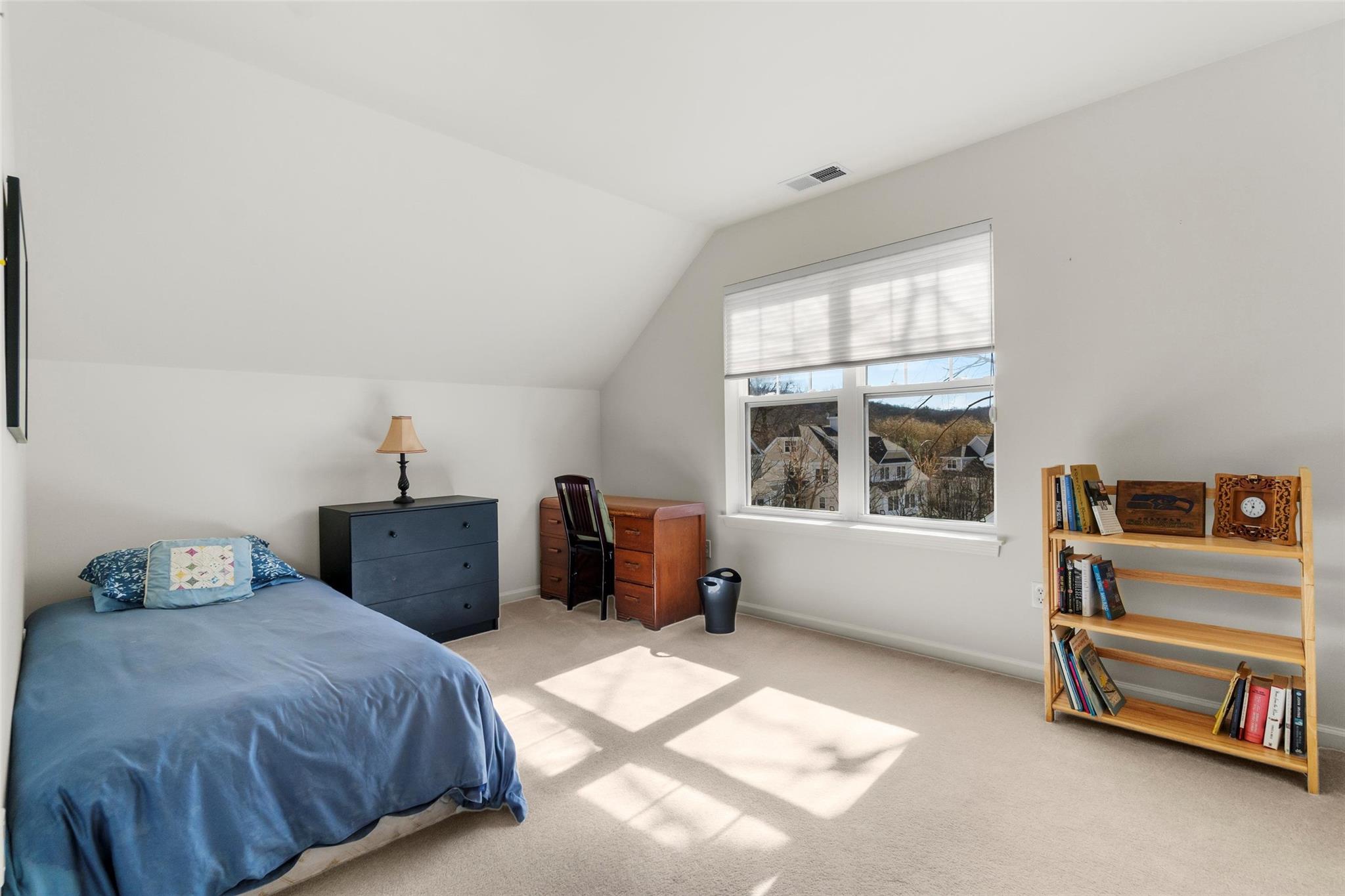 126 Underhill Lane Property Photo 18