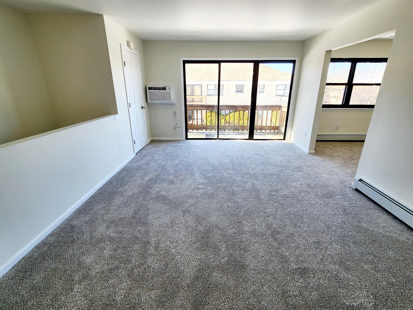 196 Sneden Place 196 Property Photo 4