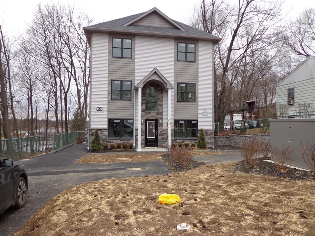 35 Ewing Avenue Property Photo
