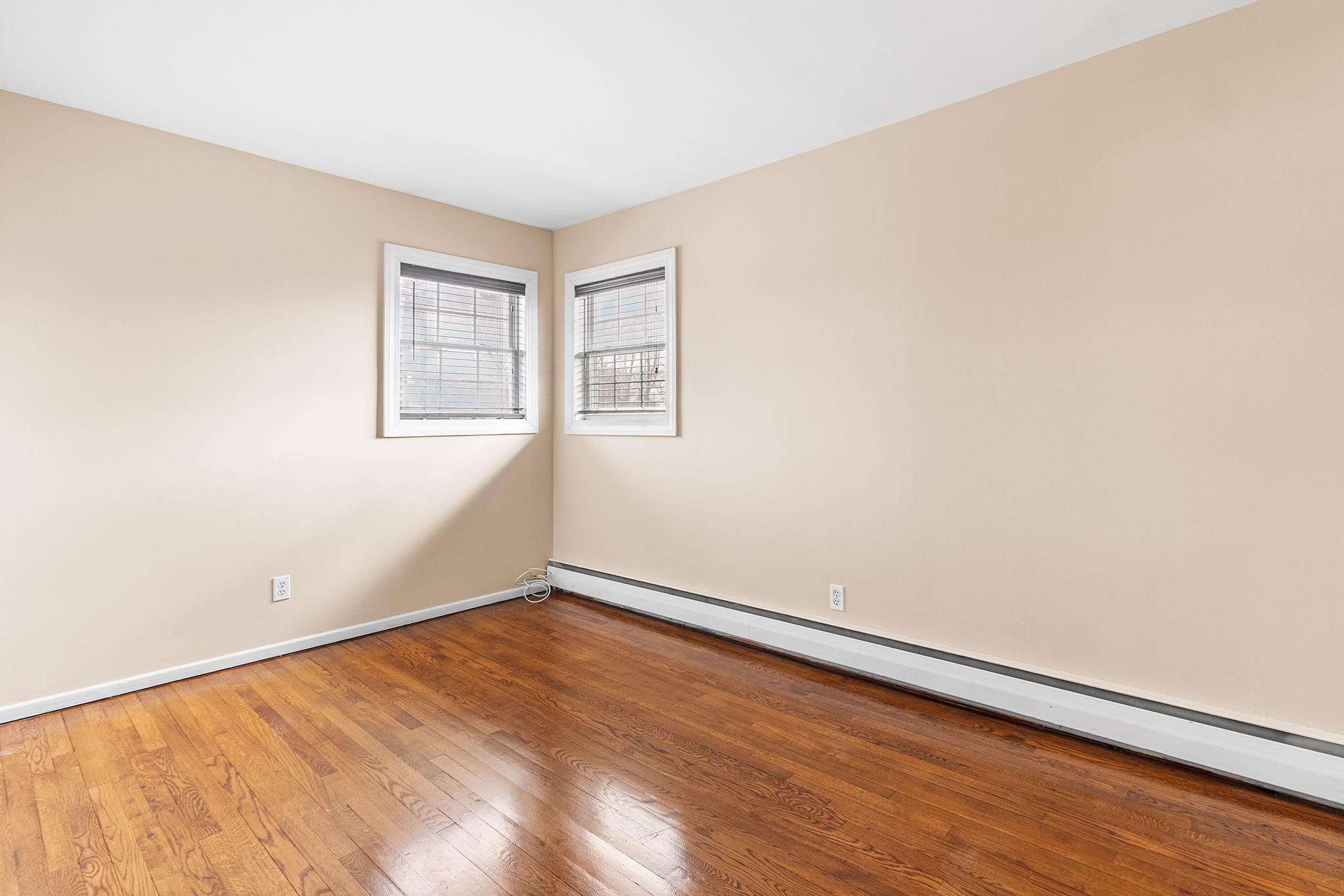 539 Elwood Road Property Photo 13