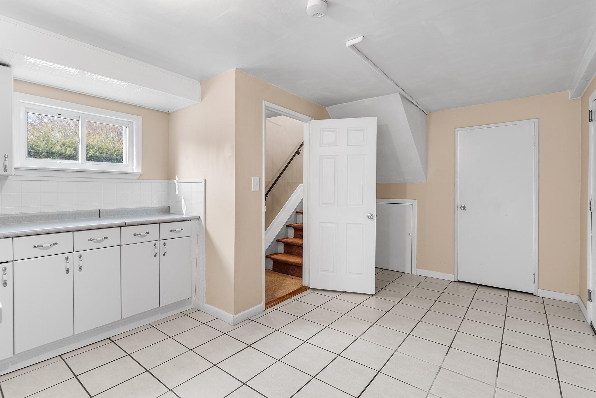 539 Elwood Road Property Photo 18