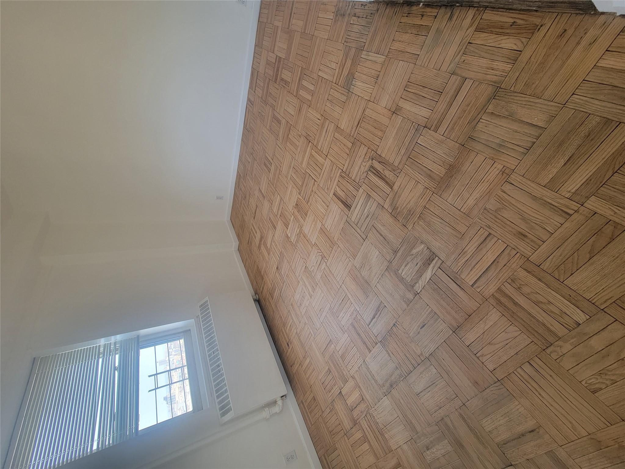 7 E Fordham Hill Oval 16c Property Photo 10