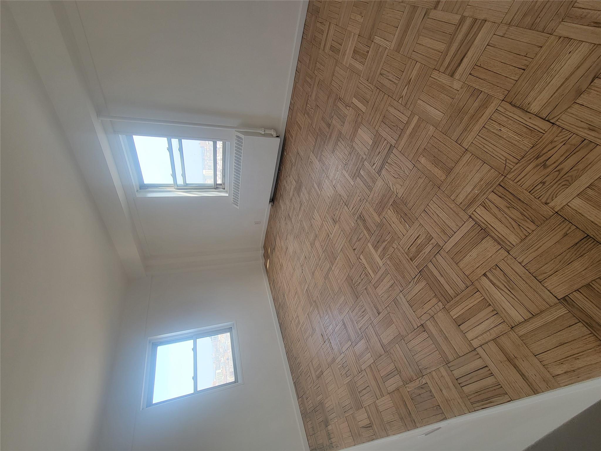 7 E Fordham Hill Oval 16c Property Photo 15