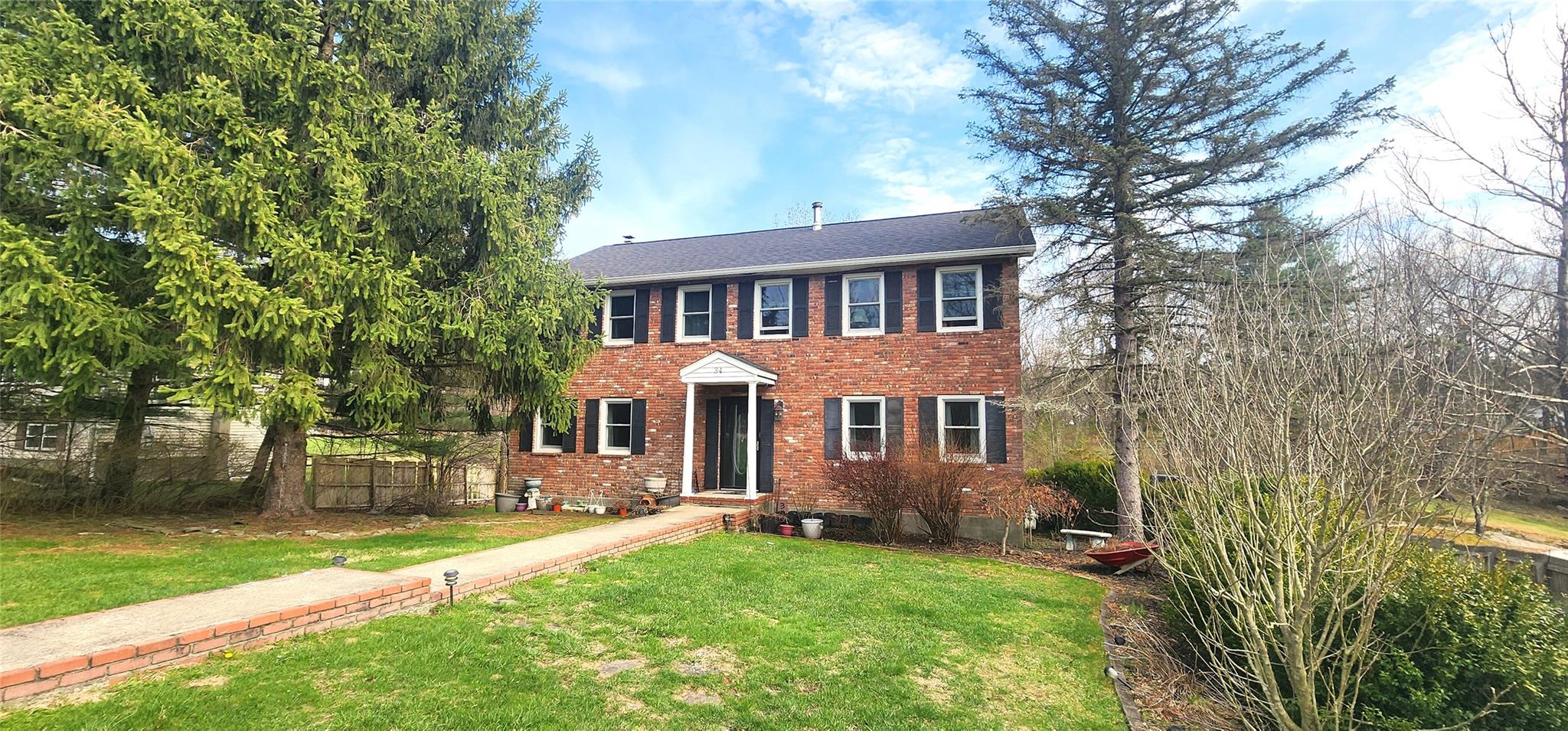 10992 Real Estate Listings Main Image