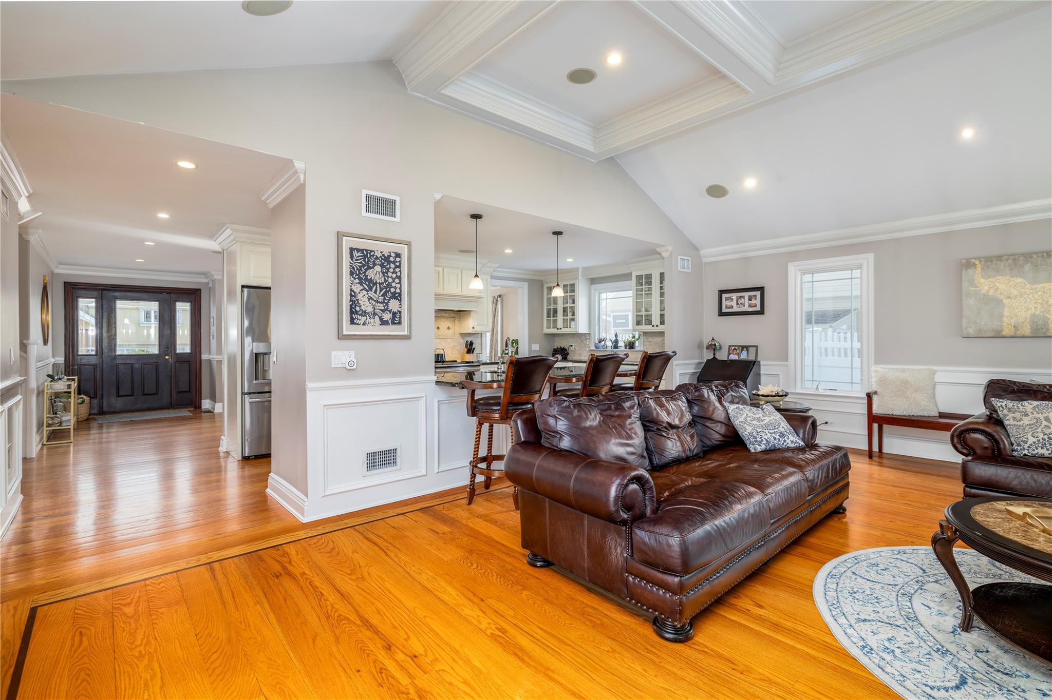 242 W Waukena Avenue Property Photo 11