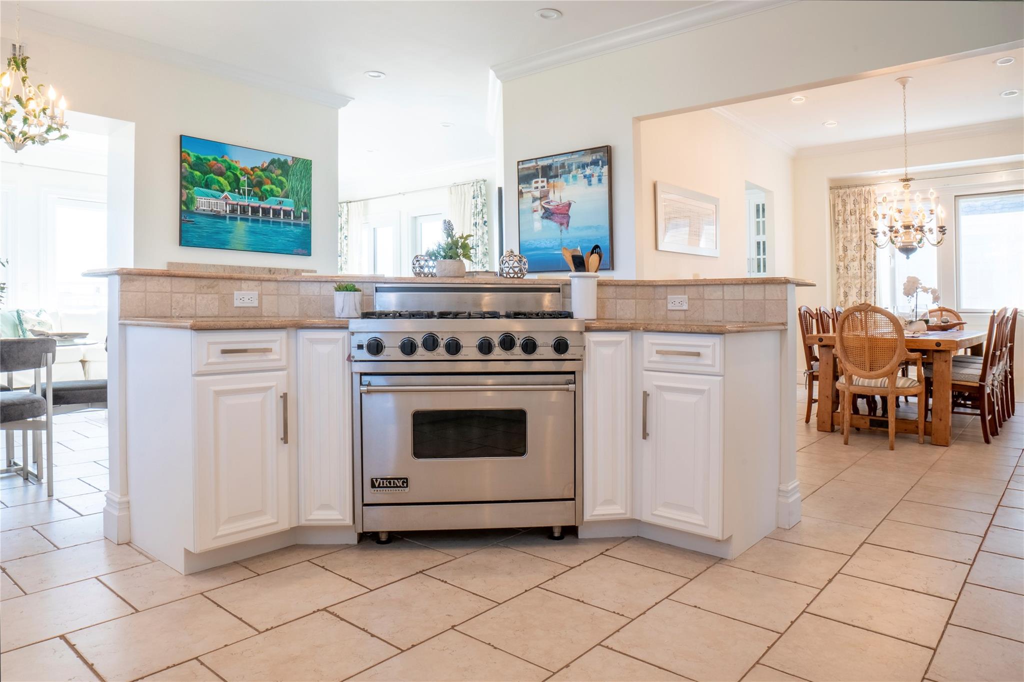861 Dune Road Property Photo 11