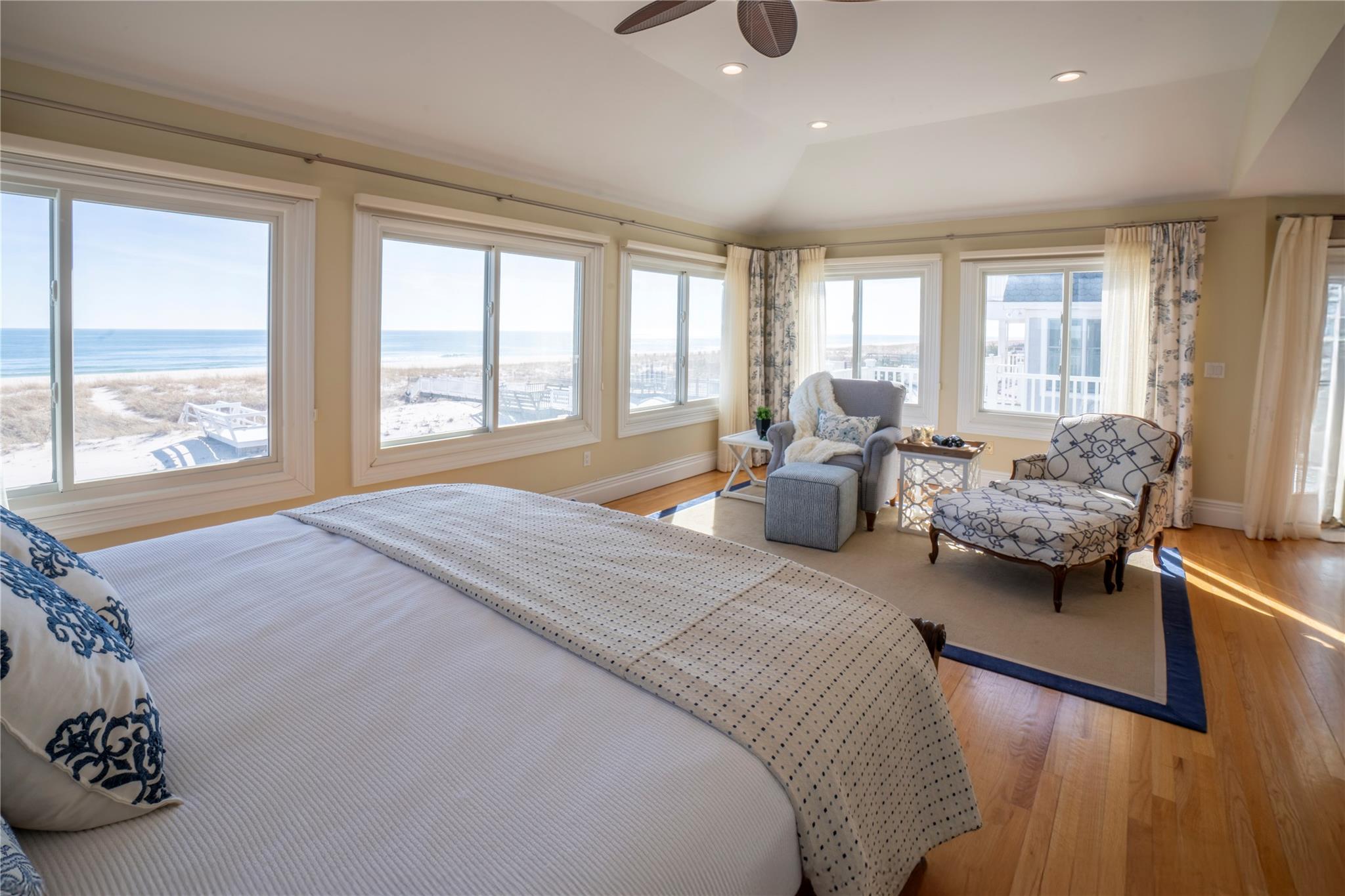 861 Dune Road Property Photo 28