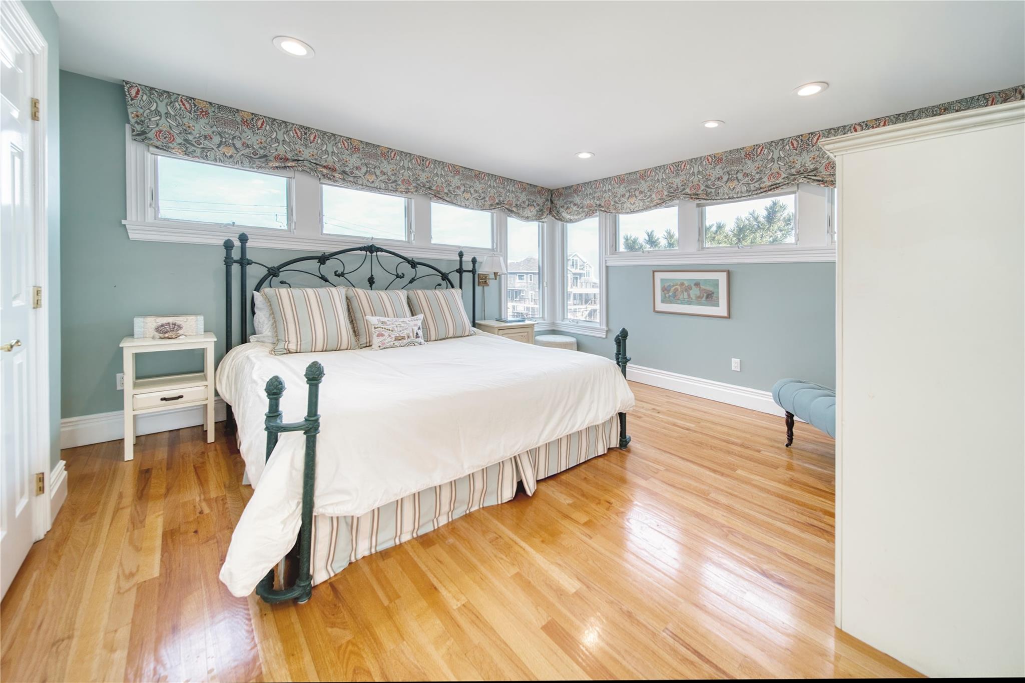 861 Dune Road Property Photo 37