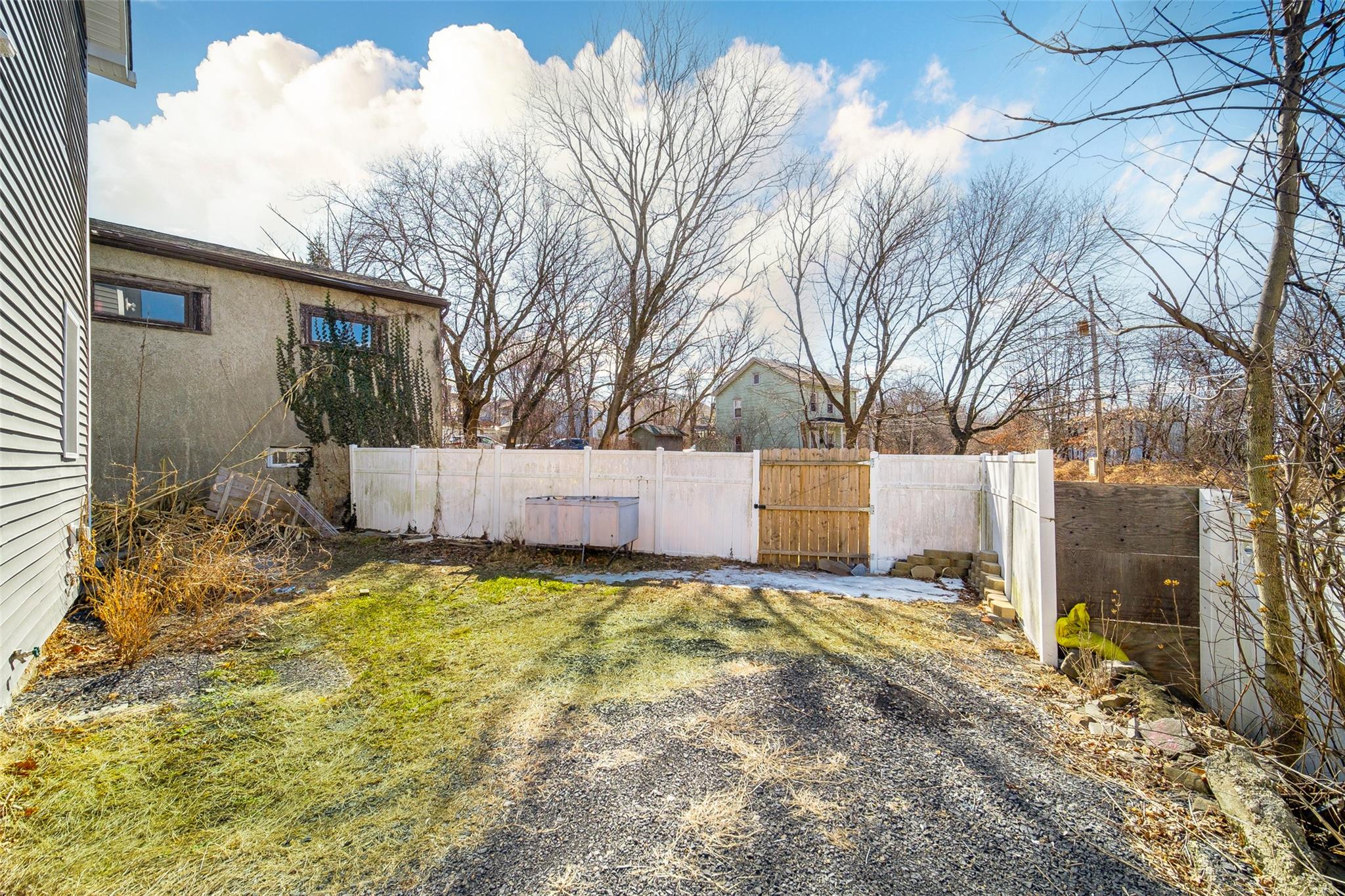 10 Myrtle Avenue Property Photo 22