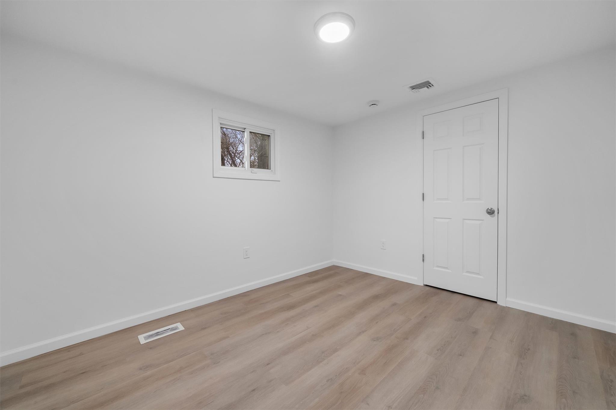 14 Kwiecinski Street Property Photo 15