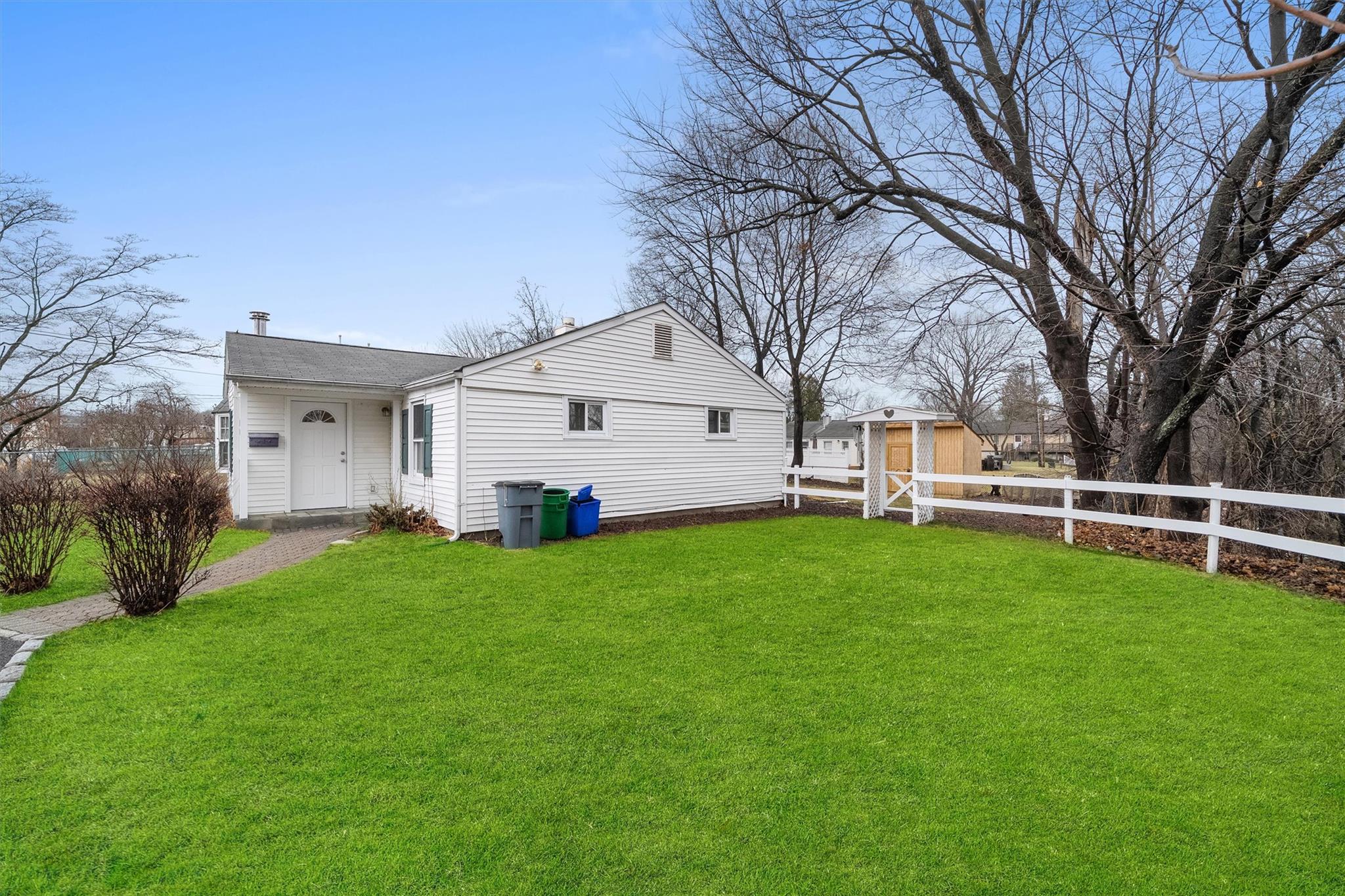14 Kwiecinski Street Property Photo 23