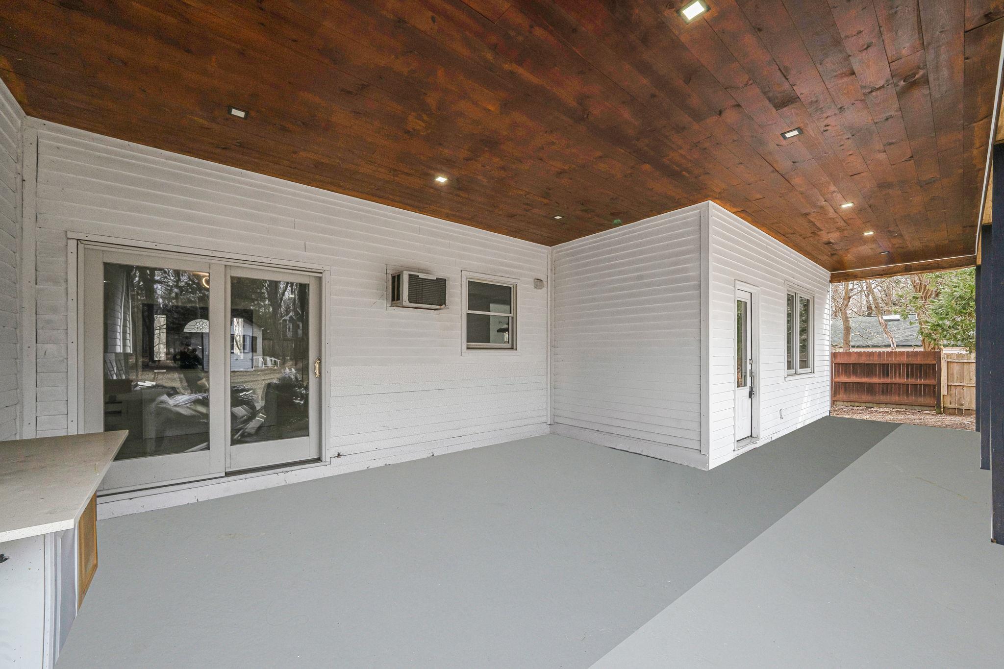 12 Lakeside Drive Property Photo 12
