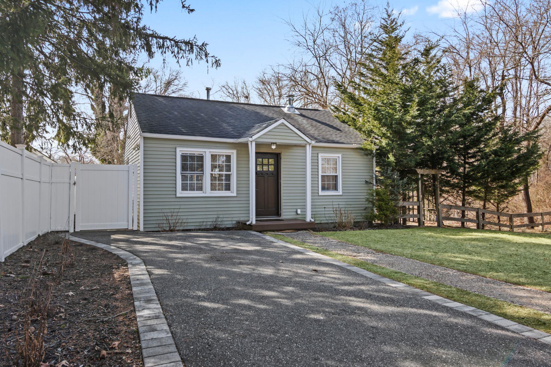 4 Kathryn Street Property Photo 2