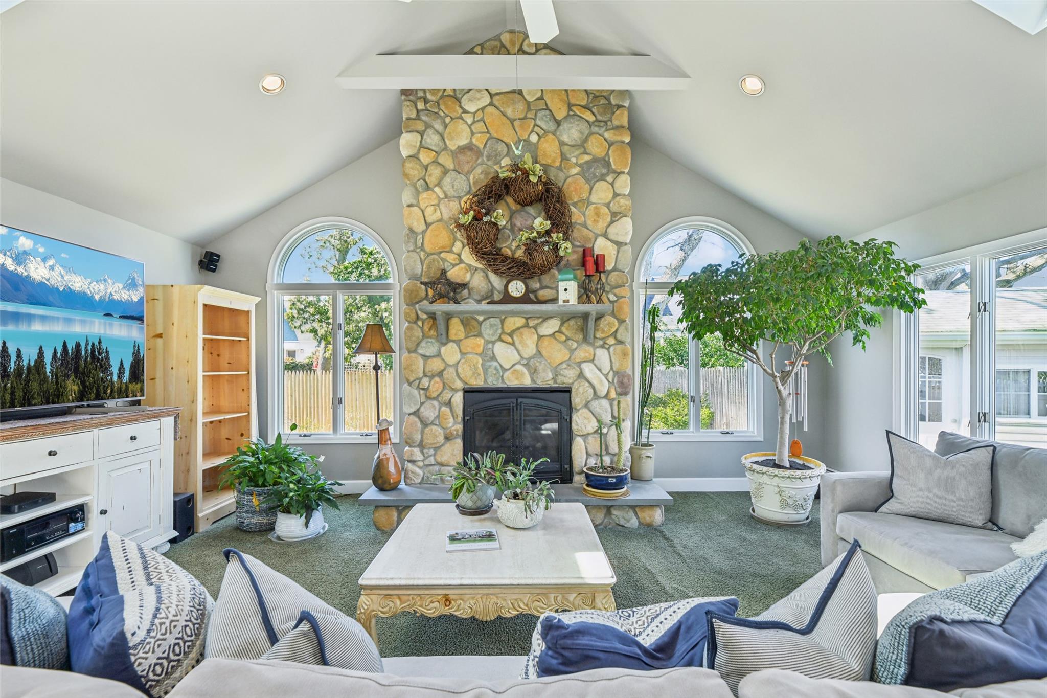 9 Pinehurst Road Property Photo 5