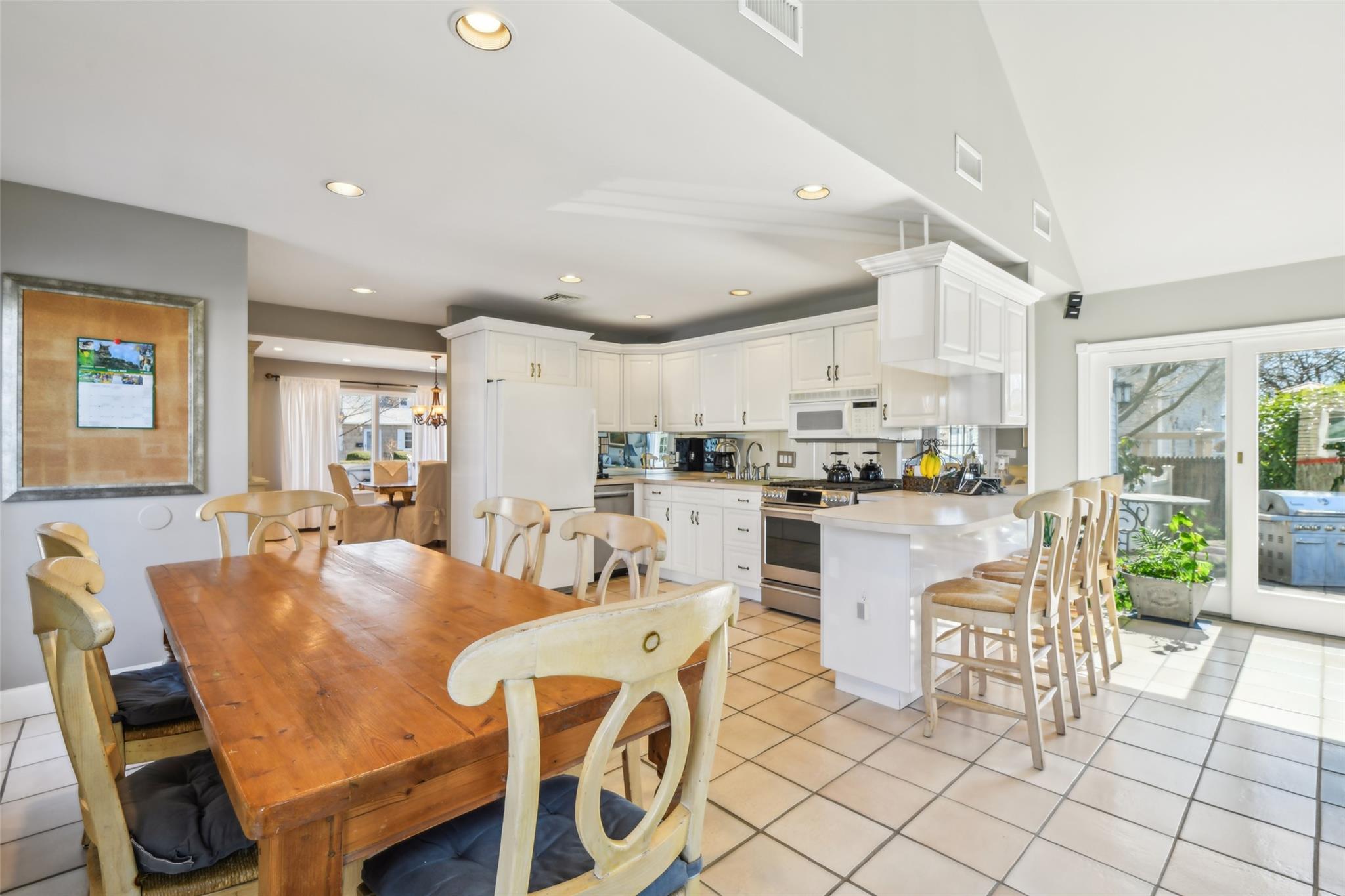 9 Pinehurst Road Property Photo 15