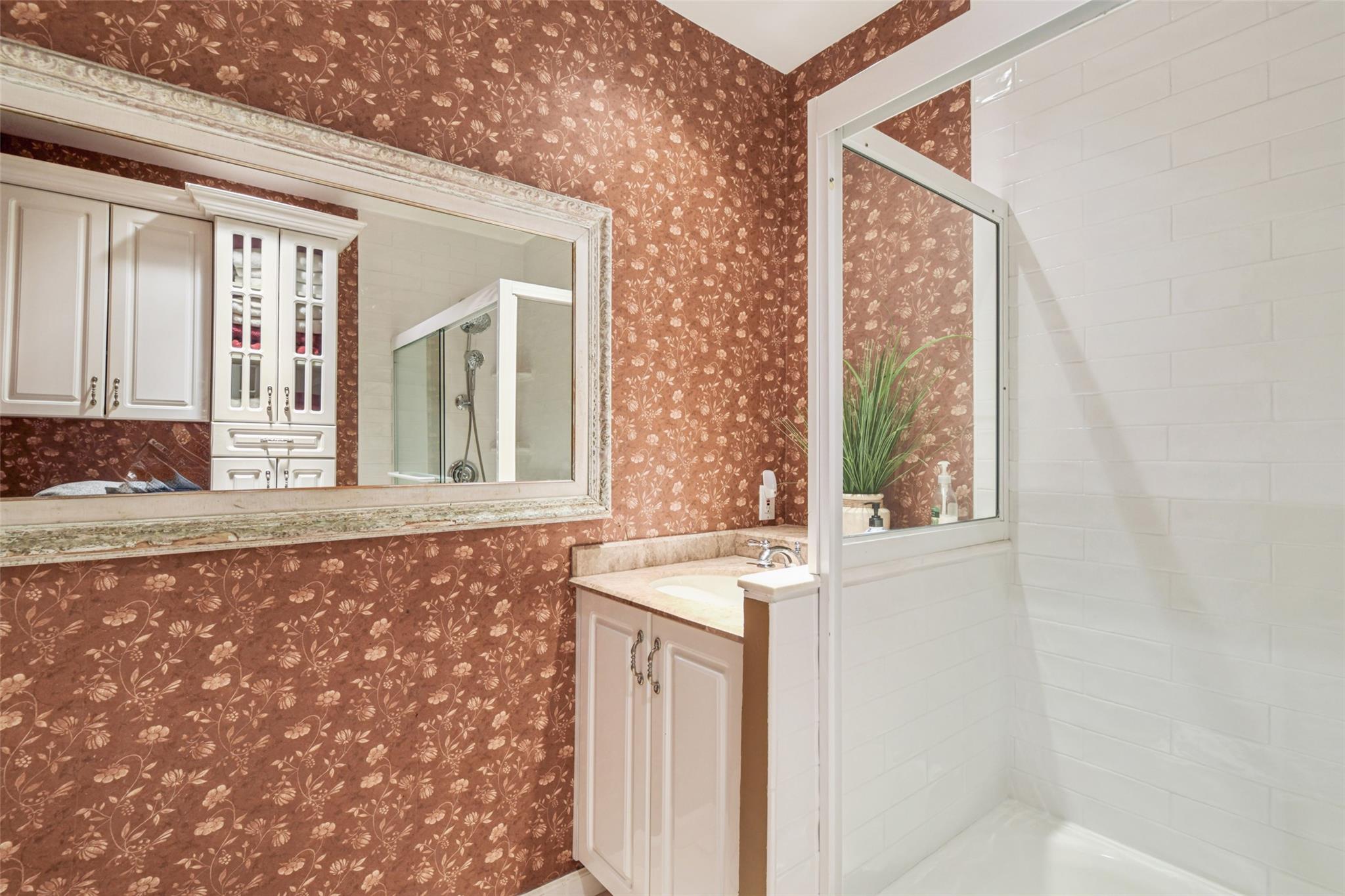 9 Pinehurst Road Property Photo 23