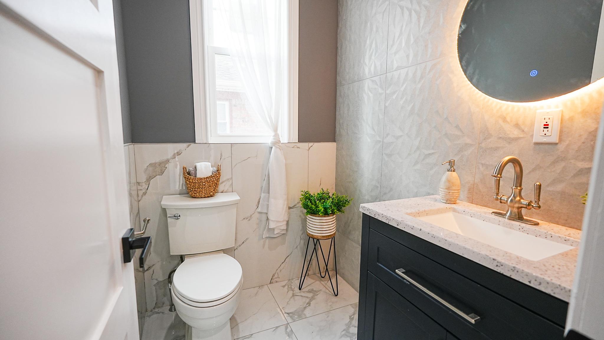 10 Trafalgar Square Property Photo 10