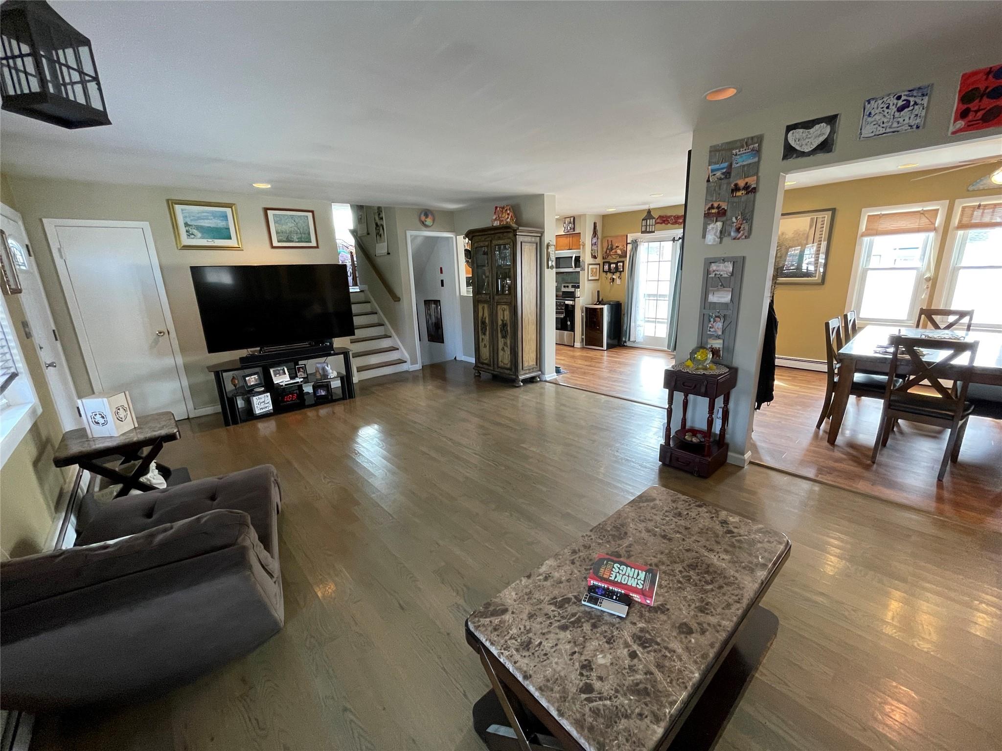944 N Ontario Avenue Property Photo 18