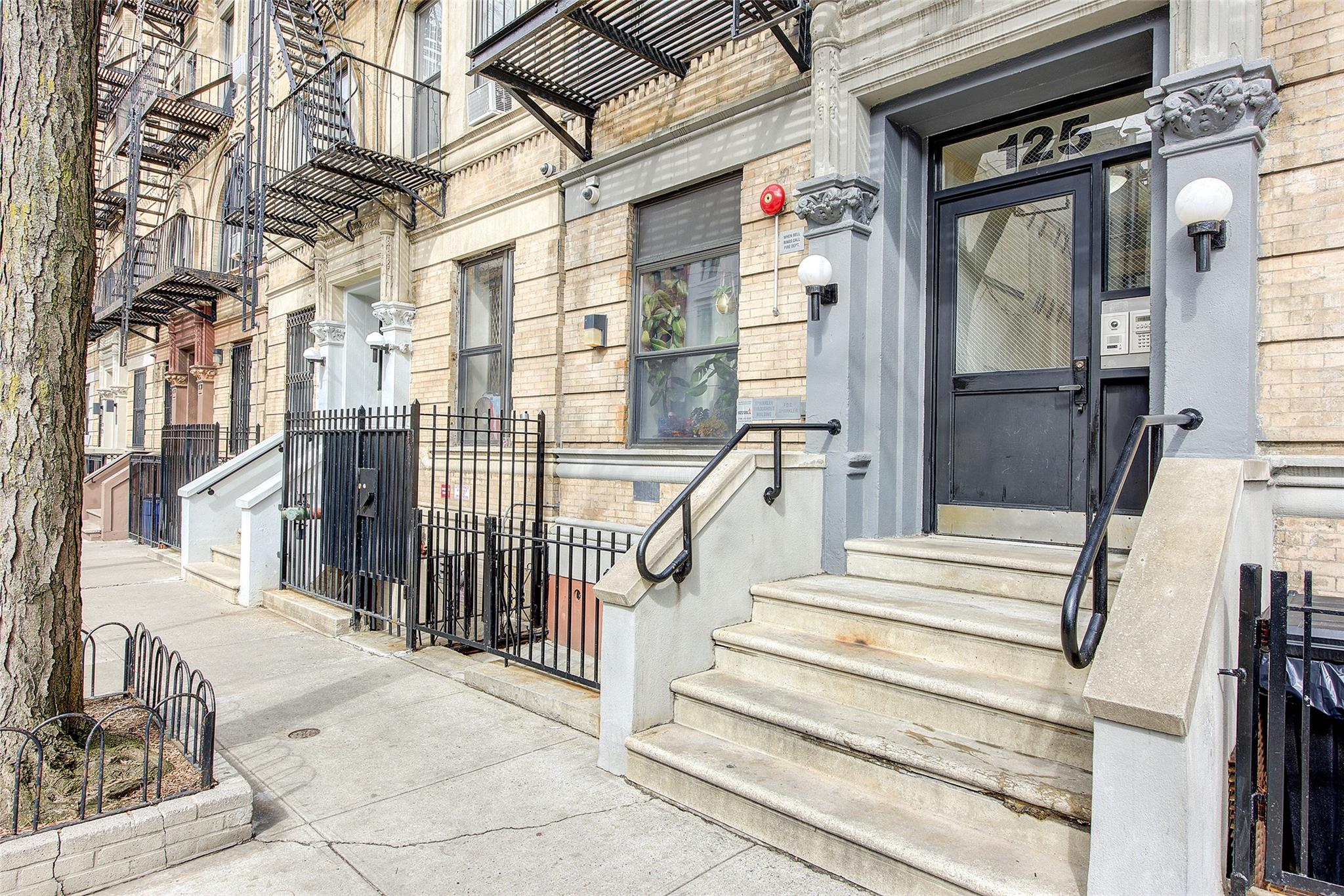 125 E 101st Street 2e Property Photo