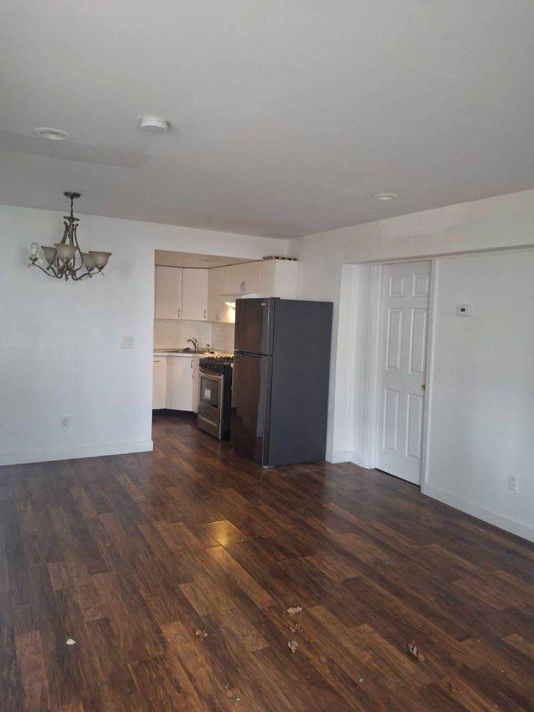11 Kathleen Crescent Property Photo 1