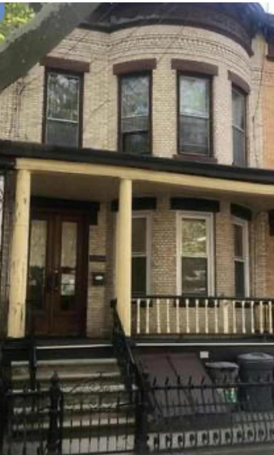 87-04 85 Street Property Photo