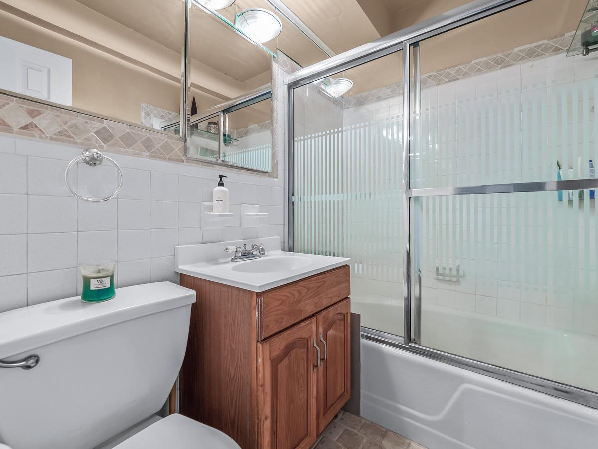 10740 Queens Boulevard Pha Property Photo 19