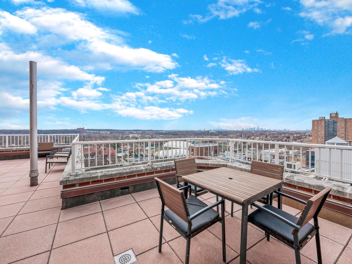 10740 Queens Boulevard Pha Property Photo 31