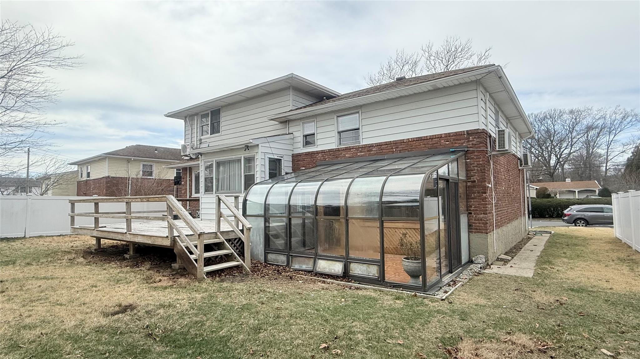 955 Richmond Road Property Photo 4