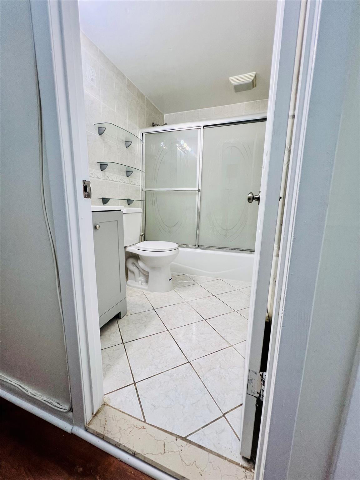 71-21 164 St Property Photo 10