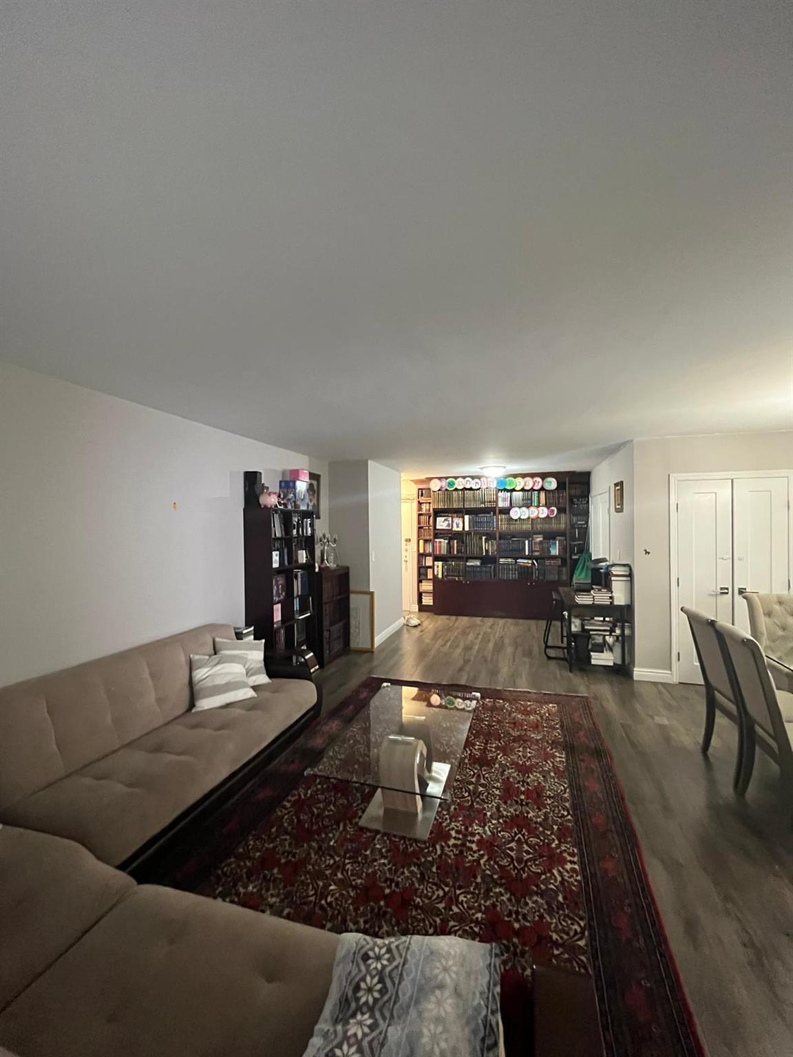 61-55 98 Street 1d Property Photo 3